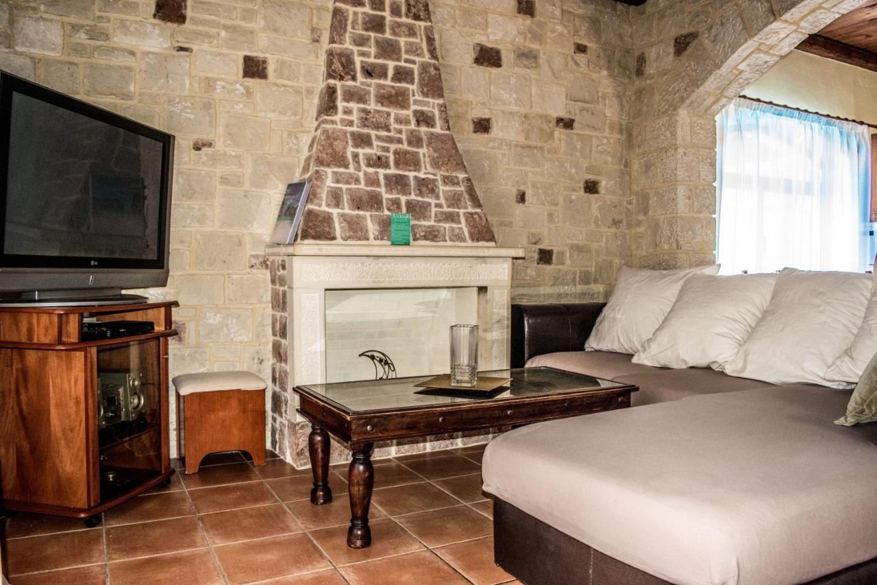 Niriides Villas Old Listing Hersonissos  Bagian luar foto
