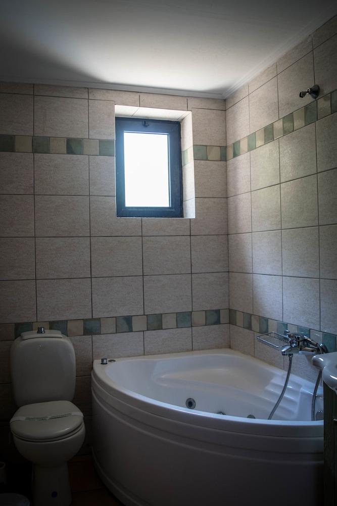 Niriides Villas Old Listing Hersonissos  Bagian luar foto