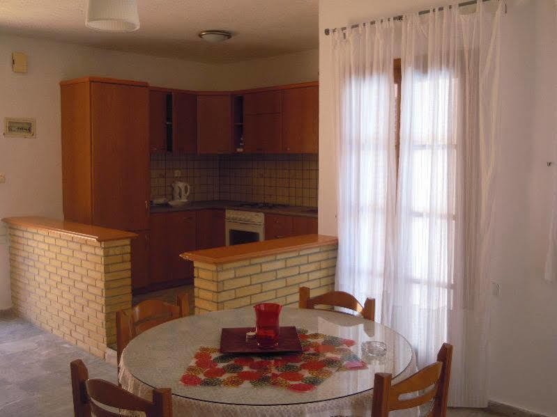 Niriides Villas Old Listing Hersonissos  Bagian luar foto