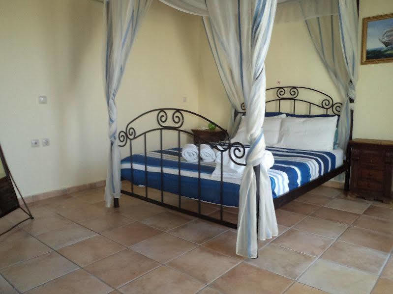 Niriides Villas Old Listing Hersonissos  Bagian luar foto